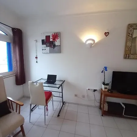Casa Wendy, Old Town Αλμπουφέιρα
